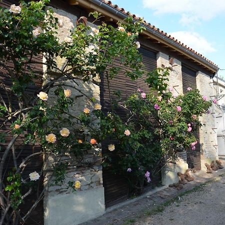 La Maison Des Herons Le Vanneau-Irleau ภายนอก รูปภาพ